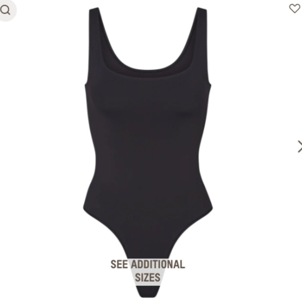 NEW WITH TAGS ON - SKIMS Soft Smoothing Seamless Thong Bodysuit in Graphite (S)